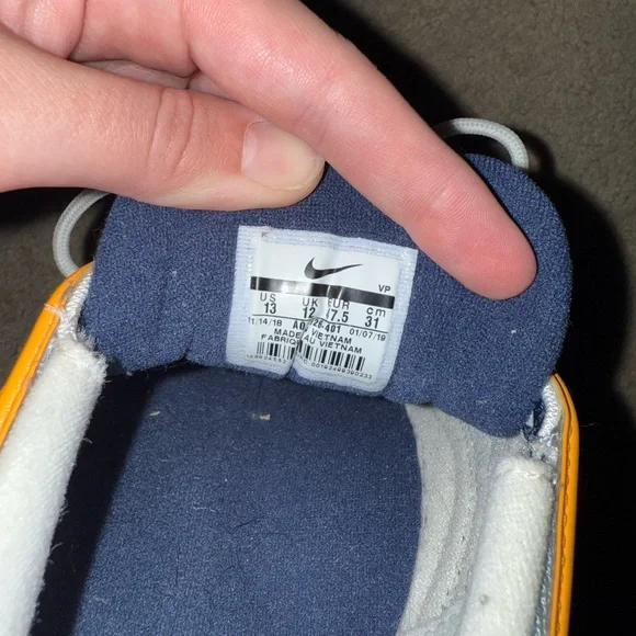 Nike Sneakers with Blue and Orange Accents - Picture 3 of 3